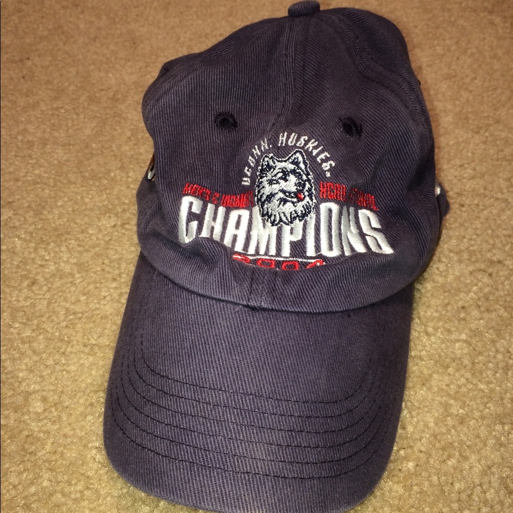 UCONN Women's Basketball Hat